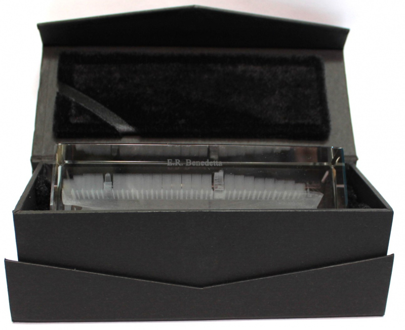E. R. Benedetta / MSC Benedetta Containerschiff als 3 D Laser Glasblock (1 St.)